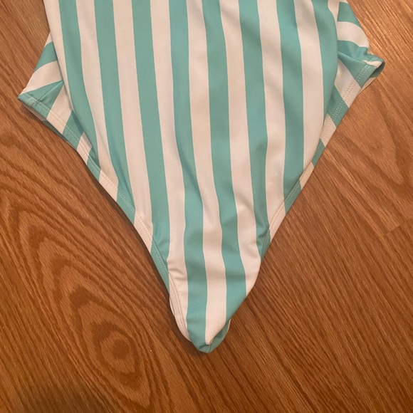 Striped mint and white one piece swimwear - Picture 4 of 9
